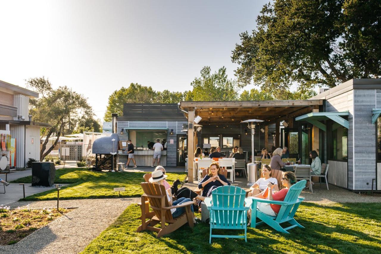 Dr Wilkinsons Backyard Resort And Mineral Springs A Member Of Design Hotels 卡利斯托加 外观 照片